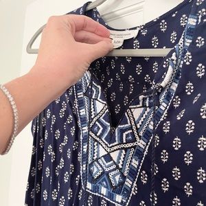 Beach Lunch Lounge Embroidered Shift Dress with Tassels, size Large (L)